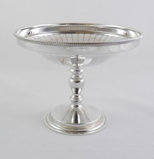 silver sweetmeat dish