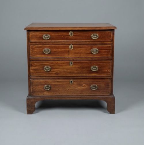 c18th small four drawer chest of drawers