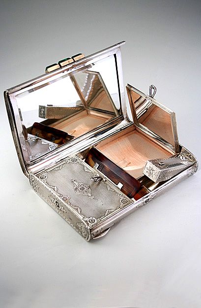 old vanity case