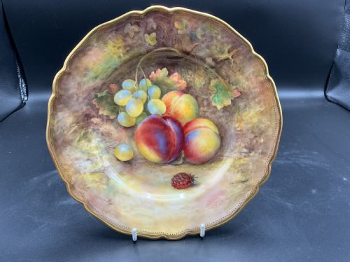 royal worcester painted fruit cabinet plate