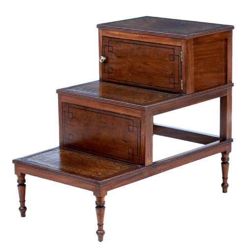 Antique Steps - 37 items for sale on sellingantiques.co.uk