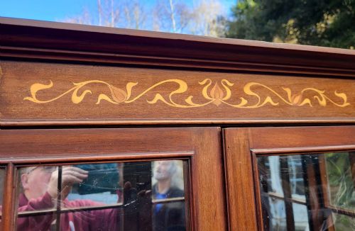 LATE VICTORIAN ART NOUVEAU INLAID MAHOGANY DISPLAY CABINET - ADDITIONAL PHOTO 5