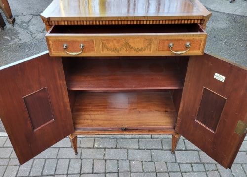 VICTORIAN MAPLE CO ADAM REVIVAL INLAID SATINWOOD SIDE CABINET - ADDITIONAL PHOTO 3