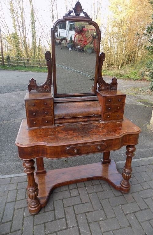 VICTORIAN BURR WALNUT DUCHESS DRESSING TABLE - ADDITIONAL PHOTO 1