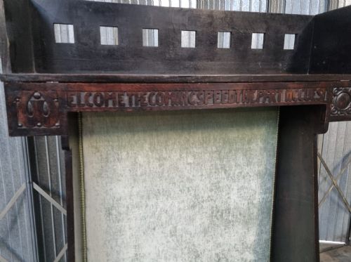 ARTS CRAFTS CARVED OAK COUNTRY HOUSE MOVEMENT IN THE MANNER OF SHAPLAND PETTER LIBERTY HALL SEATSTAND - ADDITIONAL PHOTO 2