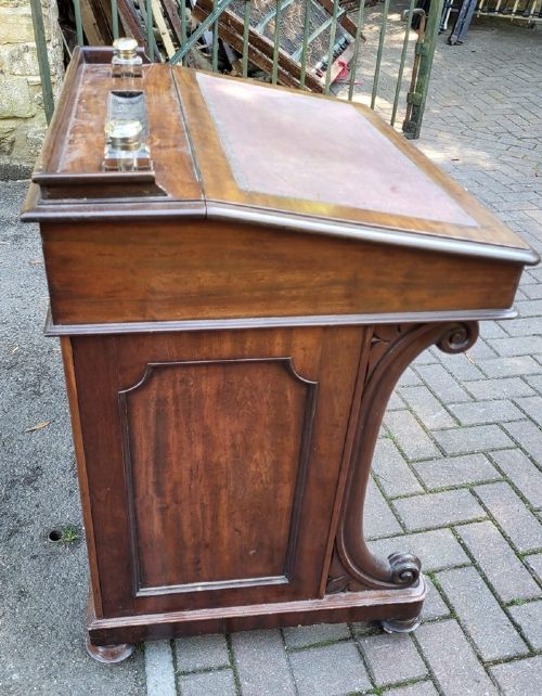 VICTORIAN MAHOGANY DAVENPORT - ADDITIONAL PHOTO 2