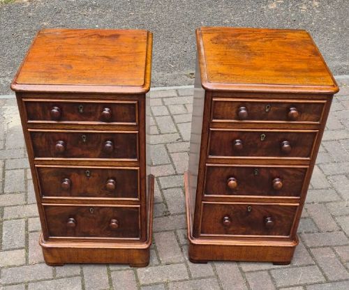 PAIR OF VICTORIAN MAHOGANY BEDSIDE CHESTS