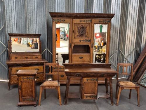 ARTS CRAFTS GOLDEN OAK SIX PIECE BEDROOM SUITE