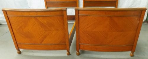 PAIR OF EDWARDIAN LARGE SINGLE SIZE BOW ENDED INLAID SATINWOOD BEDSTEADS - ADDITIONAL PHOTO 2