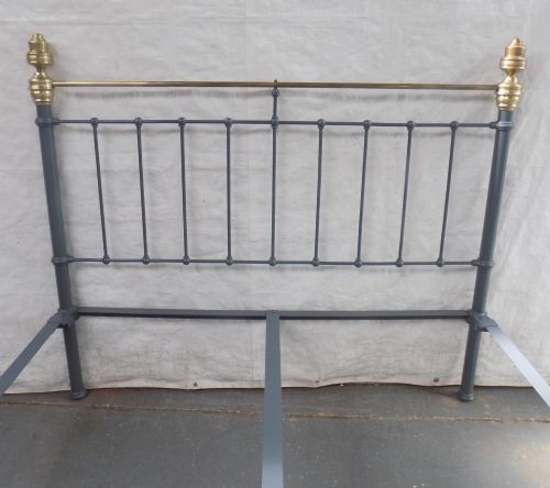CLASSIC VICTORIAN EXTRA WIDE KING SIZE BRASS AND IRON BEDSTEAD - ADDITIONAL PHOTO 1