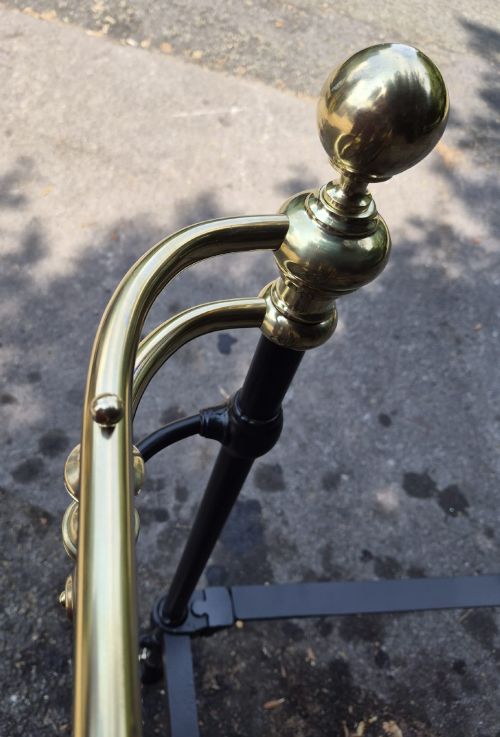 VICTORIAN DOUBLE SIZE BRASS AND IRON BEDSTEAD - ADDITIONAL PHOTO 3