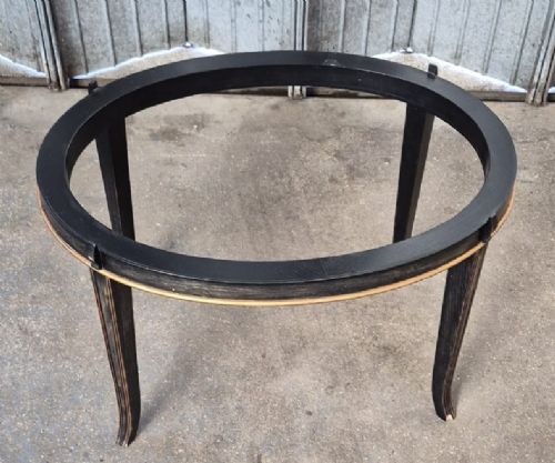 An oval black lacquered Victorian papier-mache tray table featuring mother-of-pearl floral inlay and gilt detailing on curved legs. View IV