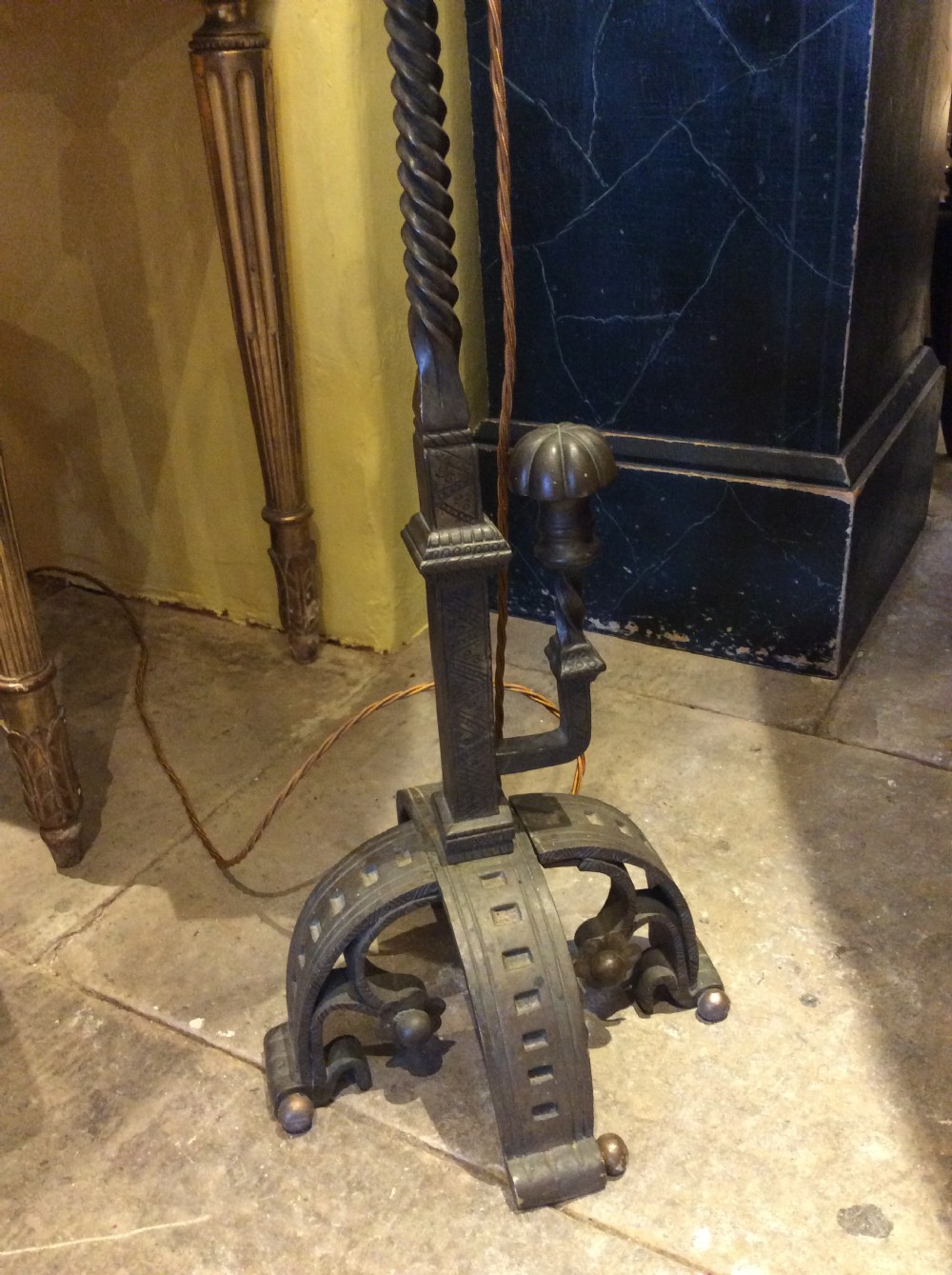 19thC heavy quality brass standard lamp View II