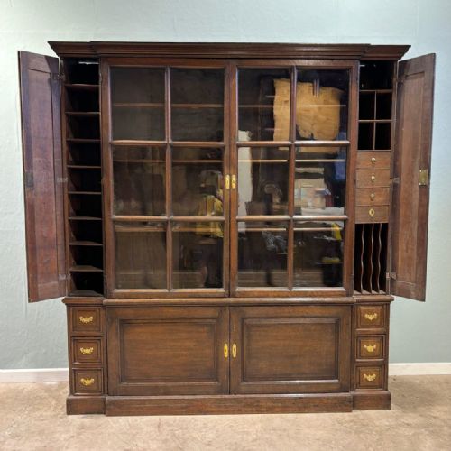 GEO II 18TH CENTURY OAK BOOKCASE - ADDITIONAL PHOTO 1