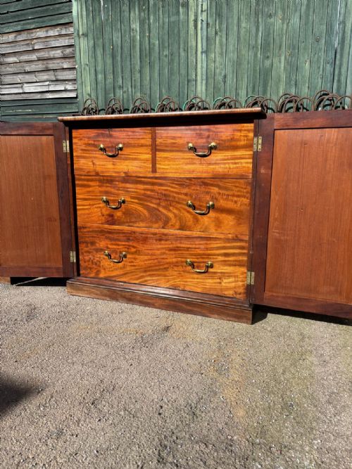 RARE PAIR 18TH C MAHOGANY SIDE CABINETS - ADDITIONAL PHOTO 6