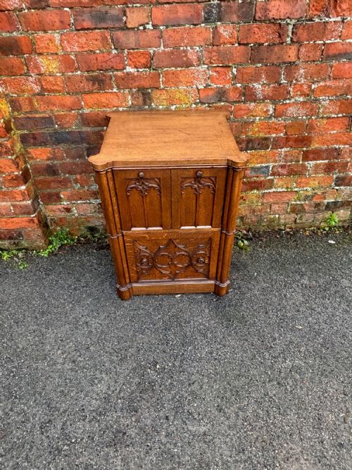 PAIR 19TH CENTURY GOTHIC REVIVAL BEDSIDES - ADDITIONAL PHOTO 4