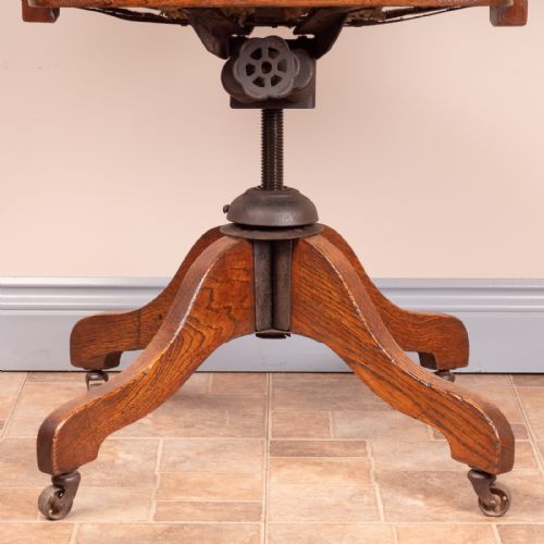 EARLY 20THC OAK REVOLVING ADJUSTABLE DESK CHAIR - ADDITIONAL PHOTO 11