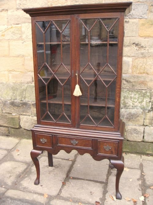 Oak Display Cabinet / Bookcase