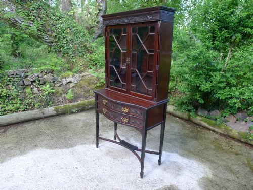 LATE VICTORIAN MAHOGANY ASTRAGAL GLAZED DISPLAY CABINET ON STAND - ADDITIONAL PHOTO 11