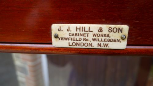 fig 2. A GOOD 20 DRAWER, CONTINENTAL DEPTH COLLECTORS CABINET BY HILLS OF WILLESDEN, LONDON. CIRCA 1900.
