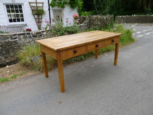 A Classic Devon Farmhouse Kitchen Table with Drawers. Circa 1850.