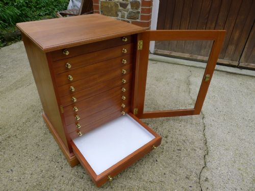 fig 1. AN EXCELLENT 10 DRAWER MAHOGANY BUTTERFLY COLLECTORS CABINET