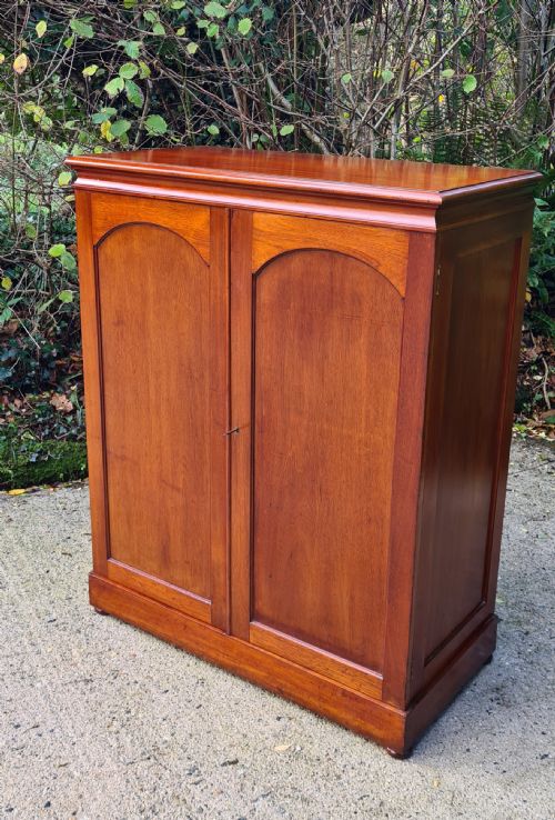 A CLASSIC LATE PERIOD BRADY 40 DRAWER COLLECTORS CABINET CIRCA19101920 - ADDITIONAL PHOTO 9