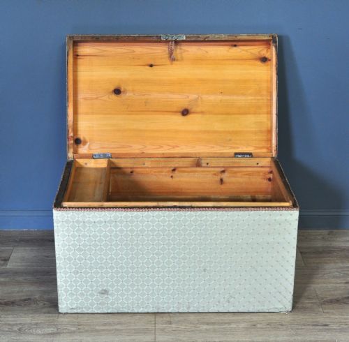 ATTRACTIVE LARGE ANTIQUE VICTORIAN PINE KIST CHEST STORAGE TRUNK BLANKET TOY BOX - ADDITIONAL PHOTO 2