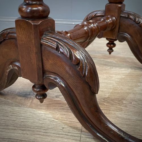 ATTRACTIVE ANTIQUE VICTORIAN BOBBIN TURNED CARVED MAHOGANY TAPESTRY FIRE SCREEN - ADDITIONAL PHOTO 5