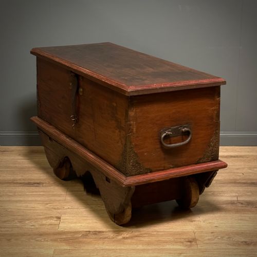 ANTIQUE VICTORIAN LARGE RUSTIC TEAK GEROBOG MARRIAGE CHEST ON WHEELS - ADDITIONAL PHOTO 18