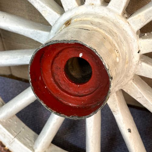 ATTRACTIVE LARGE PAIR OF ANTIQUE CAST IRON AND WOODEN VICTORIAN CART WHEELS - ADDITIONAL PHOTO 4