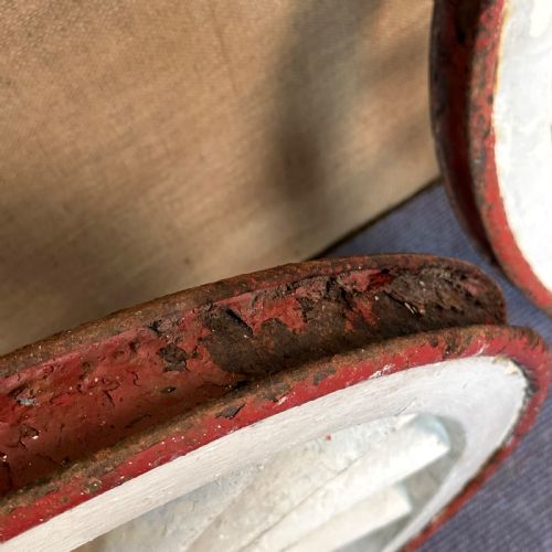 ATTRACTIVE LARGE PAIR OF ANTIQUE CAST IRON AND WOODEN VICTORIAN CART WHEELS - ADDITIONAL PHOTO 5