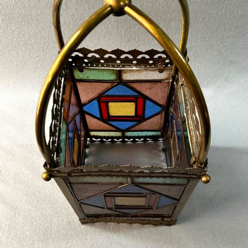 ATTRACTIVE ANTIQUE VICTORIAN STAINED GLASS AND BRASS HALL LANTERN - ADDITIONAL PHOTO 6