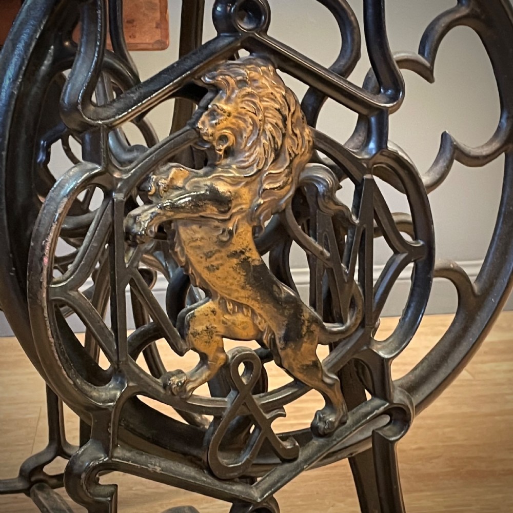 Rare Antique Victorian Kimball & Morton Oscillator Sewing Machine Cast Iron Base View XIII