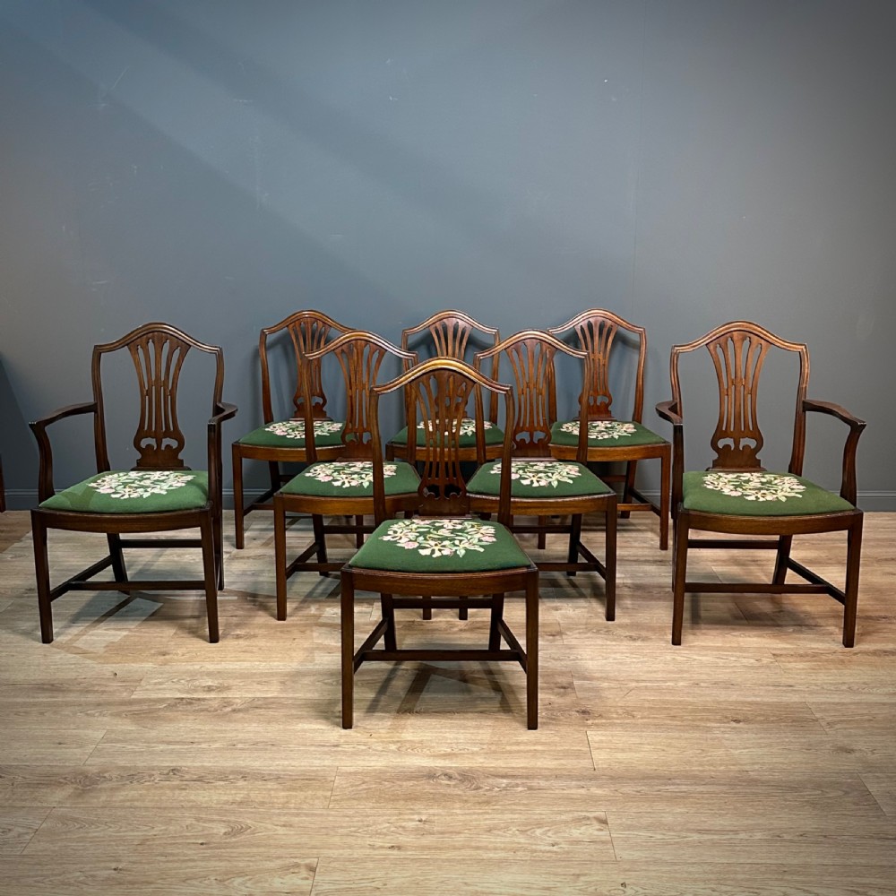 Attractive Set of Eight Antique Mahogany Dining Chairs, With Carvers