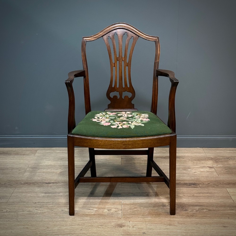 Attractive Set of Eight Antique Mahogany Dining Chairs, With Carvers View VI