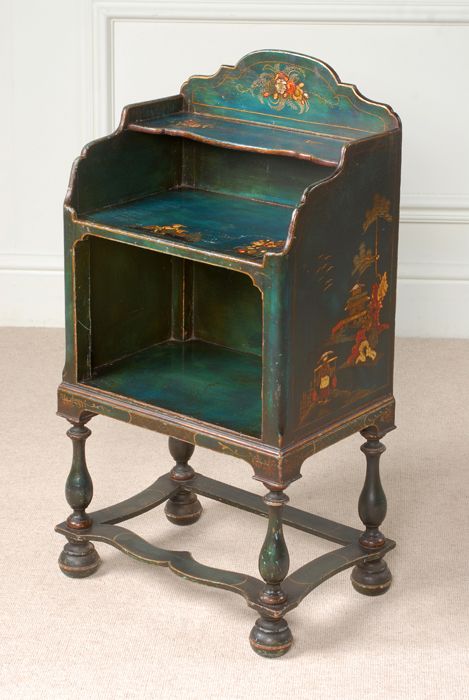 Lovely Chinoiserie Bedside Table / Stand