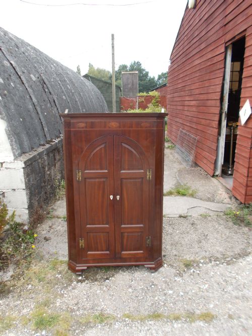 Late 18th Century Inlaid 2 Door Corner Cabinet