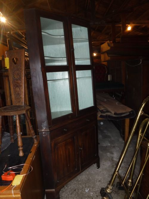 Late 18th Century Georgian Mahogany Corner  Cupboard