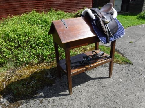 Late 19th Century Pitch Pine Saddle Horse