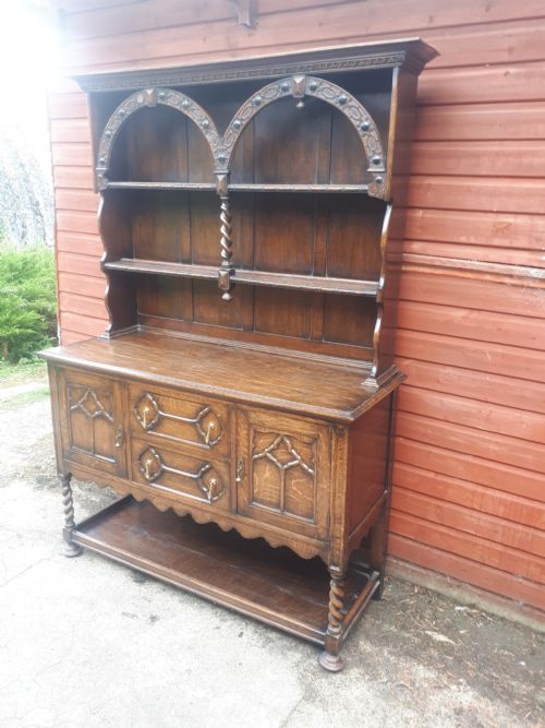 Early 20th Century Solid Oak Dresser