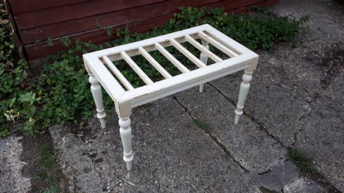 Late 19th Century Painted Slatted Luggage Stand
