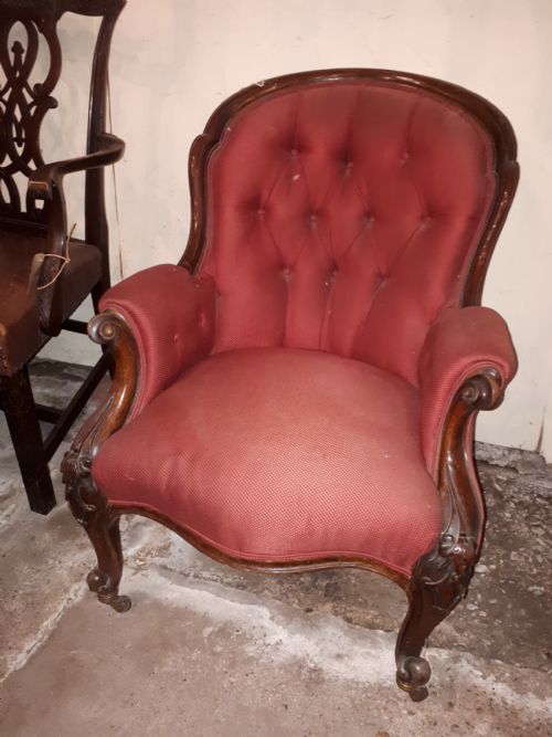 Victorian Walnut Spoon Back Upholstered Armchair