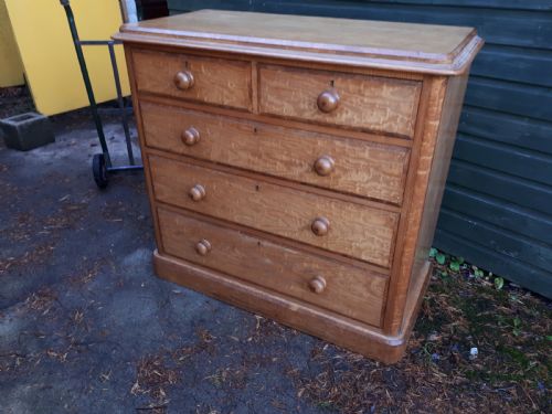 Good Victorian Figured Hungarian Ash Drawers.