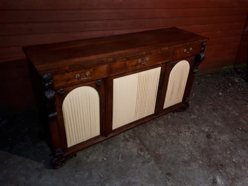 Good Quality Mid 19th Century Rosewood Side Cabinet