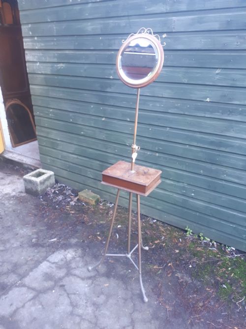 Late 19th Century Travelling Shaving Stand