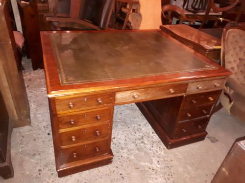 Late Victorian Mahogany Pedestal Partners Desk.