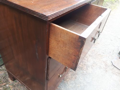 NEAT PRACTICAL REGENCY CHEST OF DRAWERS - ADDITIONAL PHOTO 1