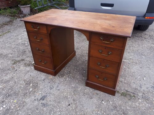 Victorian Kneehole Pedestal Desk