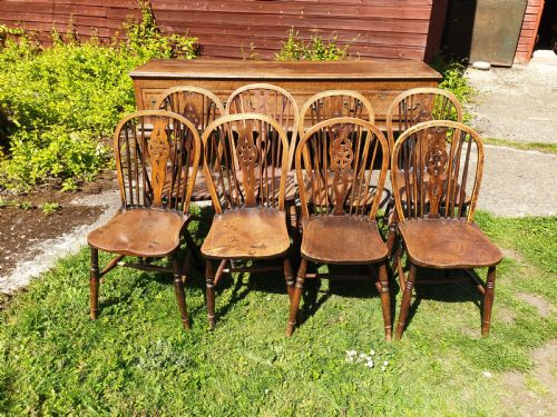 8 Early 20th Century Windsor Wheel Back Kitchen Chairs